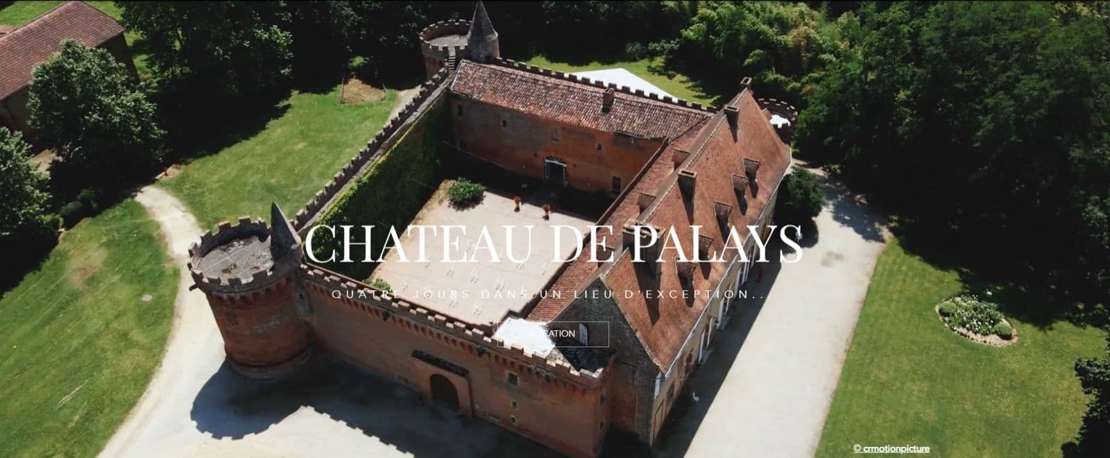 Vue aérienne du château de Palays